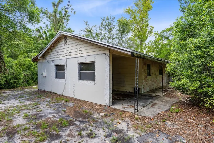 960sqft 2Bed1Bath structure w/ solid foundation