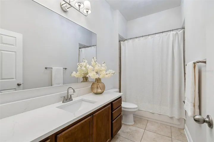 Guest full bath