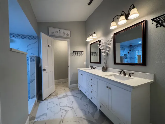 Master bath