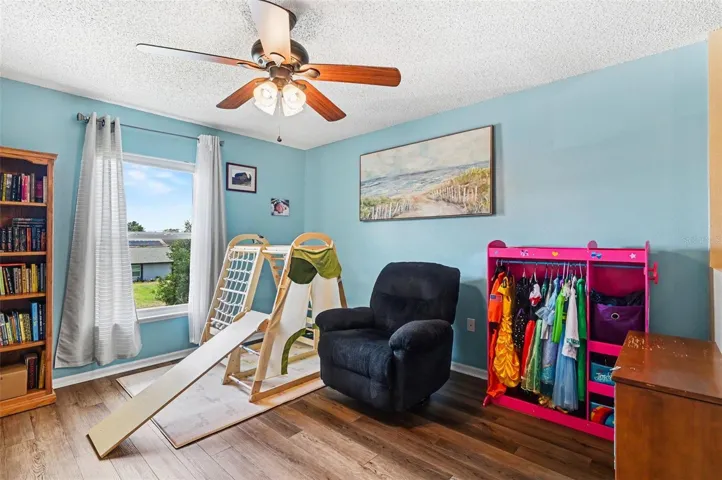 2nd floor loft area/bonus room