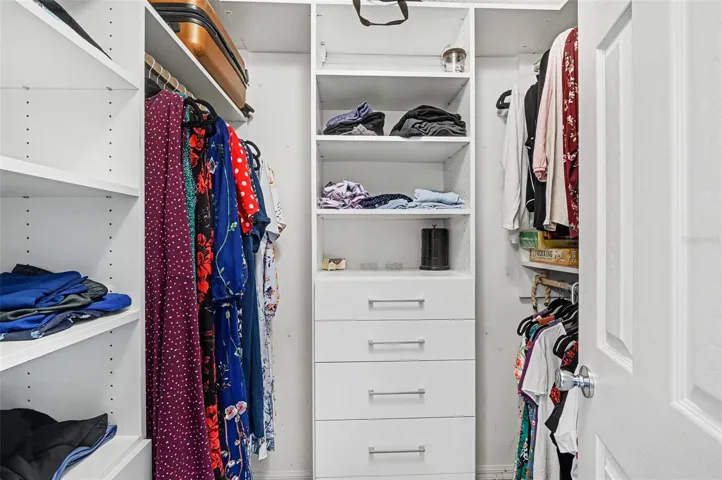 Custom closet