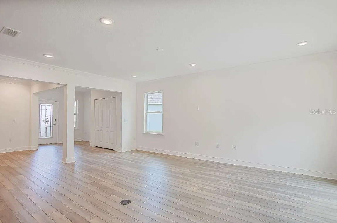 Model home - actual features may vary.