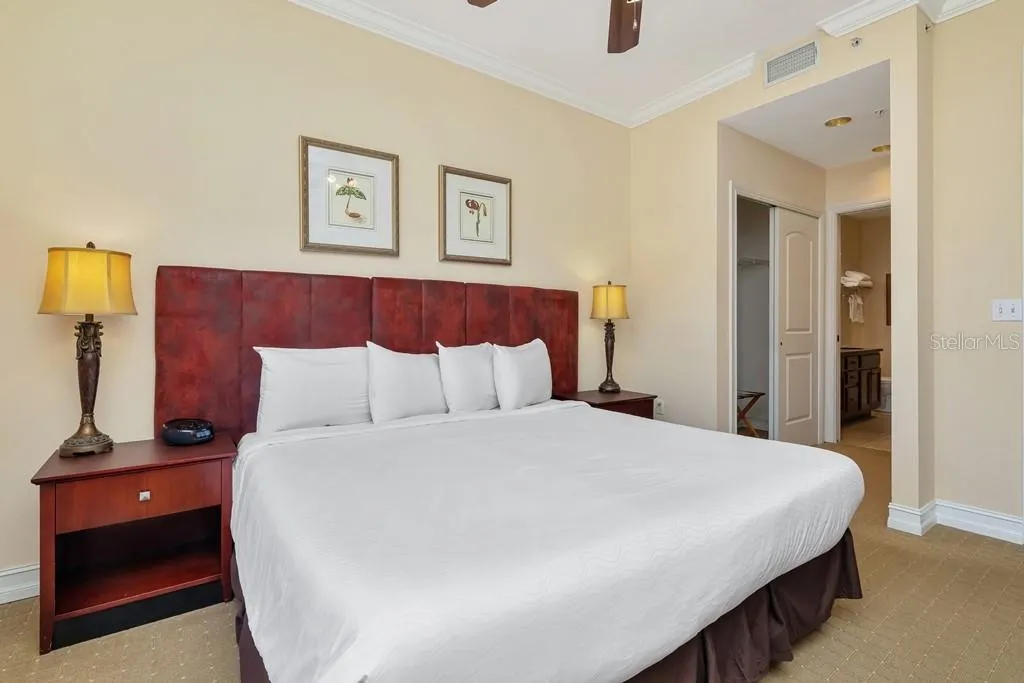 Master bedroom King bed