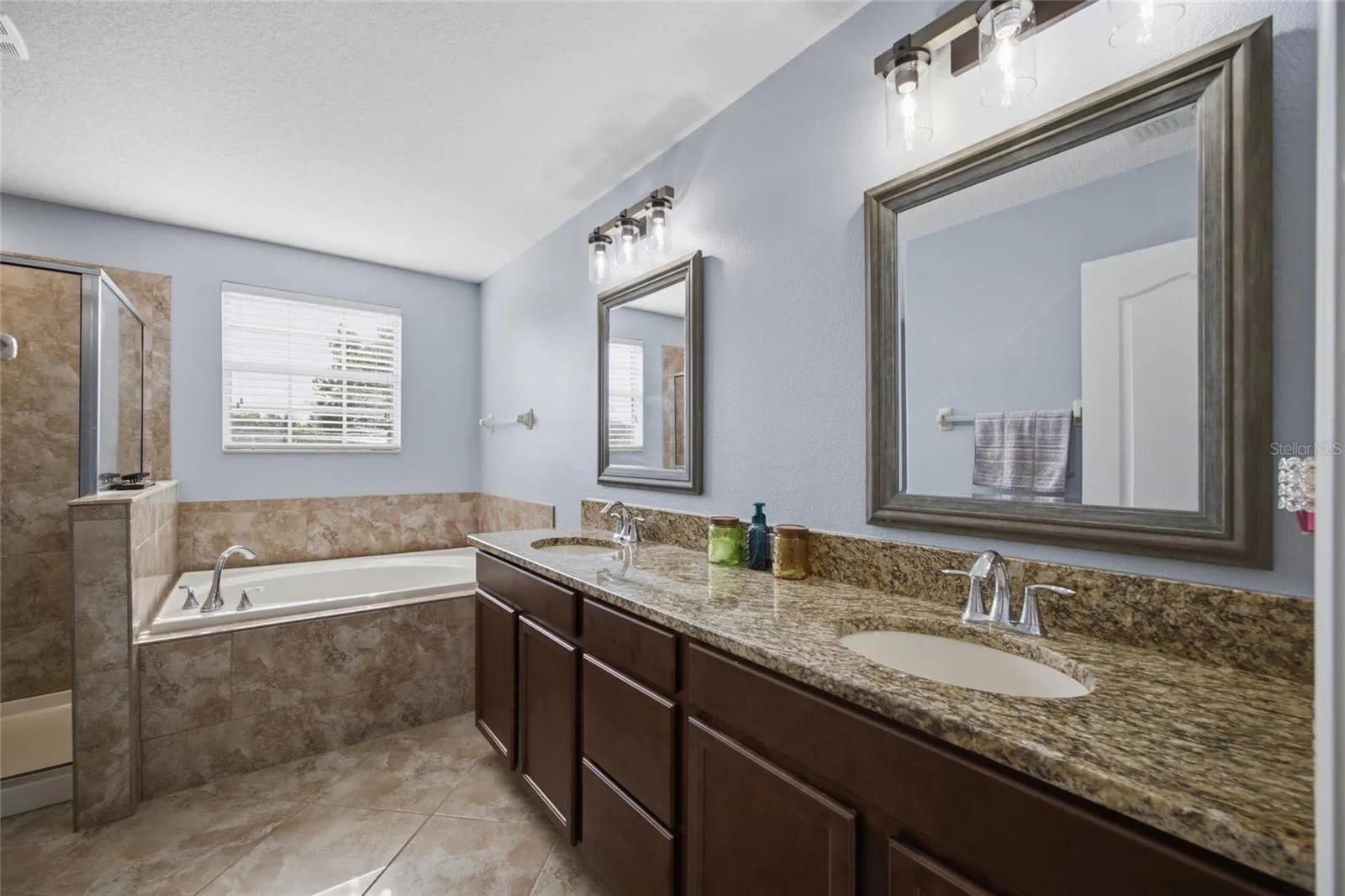 Master Bathroom Suite
