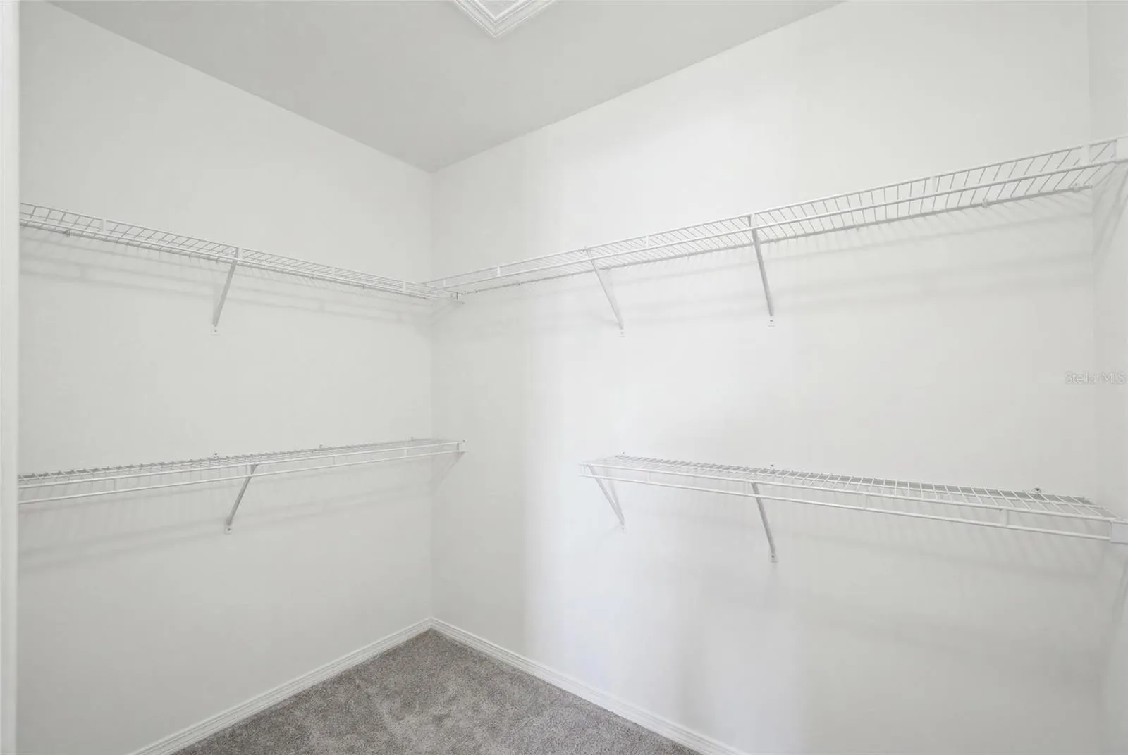 Master Walk In Closet