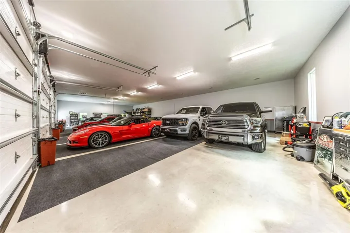 Detached air conditioned garage