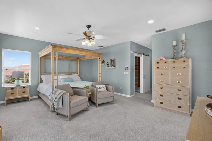 PRIMARY ENSUITE WITH OCEAN VIEWS - FLOOR THREE