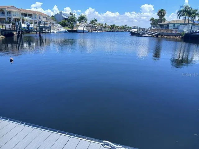 MINUTES TO THE OPEN GULF OF AMERICA