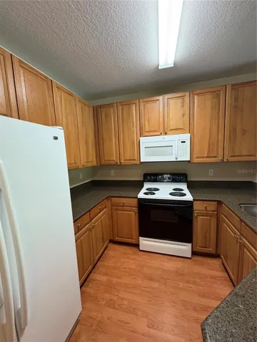 42 inch cabinets granite counter tops