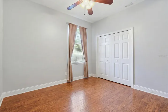 Kid's bedroom