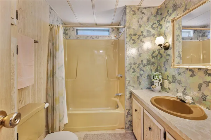 Bathroom 2