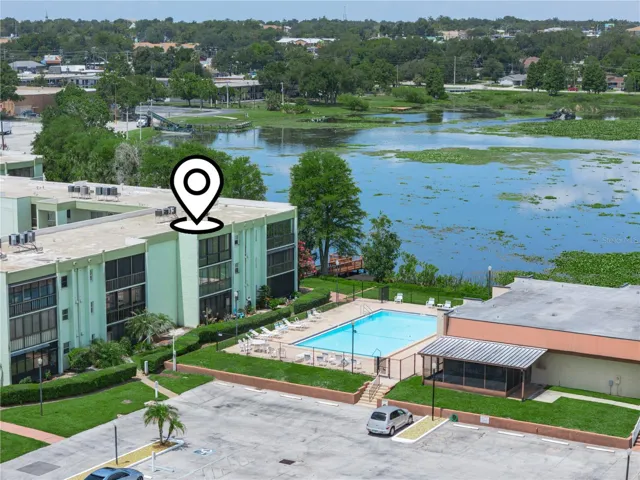 Lake Parker and Pool views!