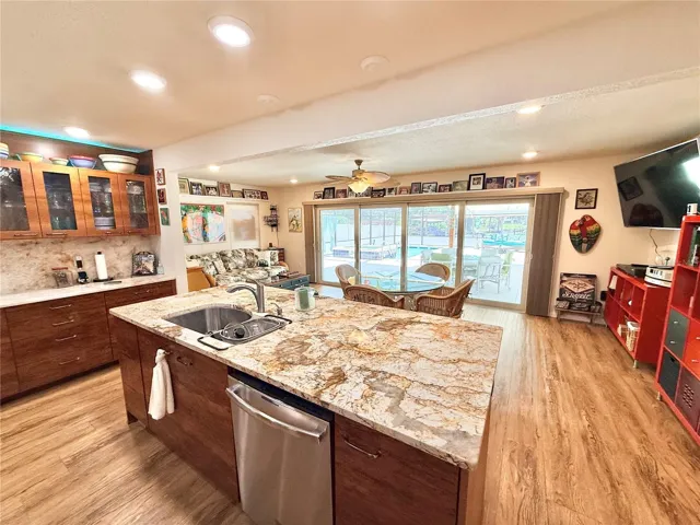 Kitchen overlooking dinette