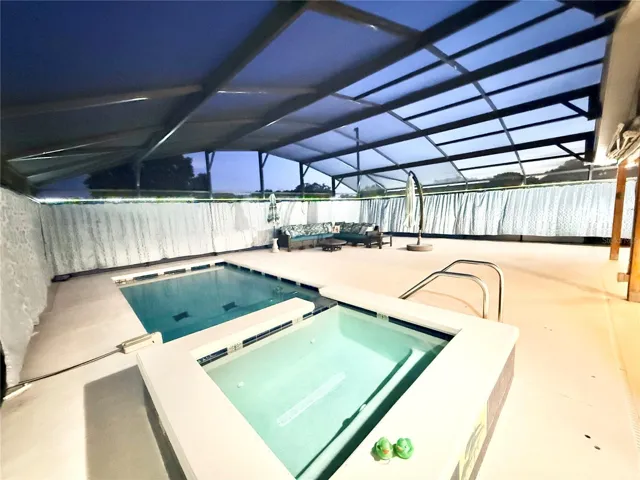 Curtains around the pool