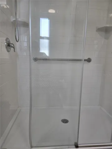 Primary shower