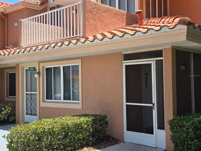 Front entrance patio