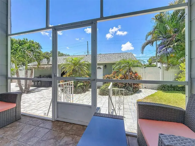 Screened Back Patio