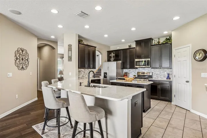 Kitchen area with 42