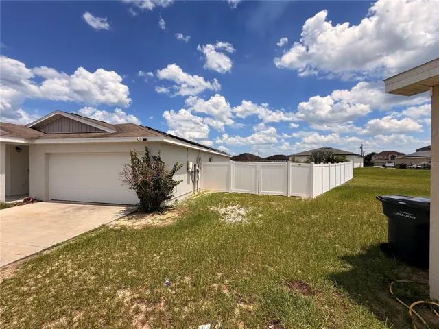 Front side - fence