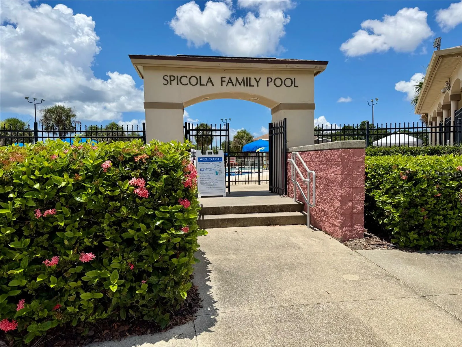 Spicola Public Pool