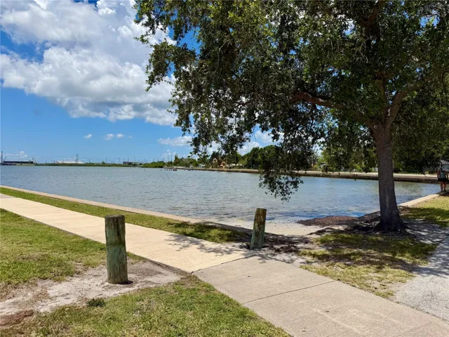 Pedestrian trail circles the park. Drop in a kayak or paddle board.