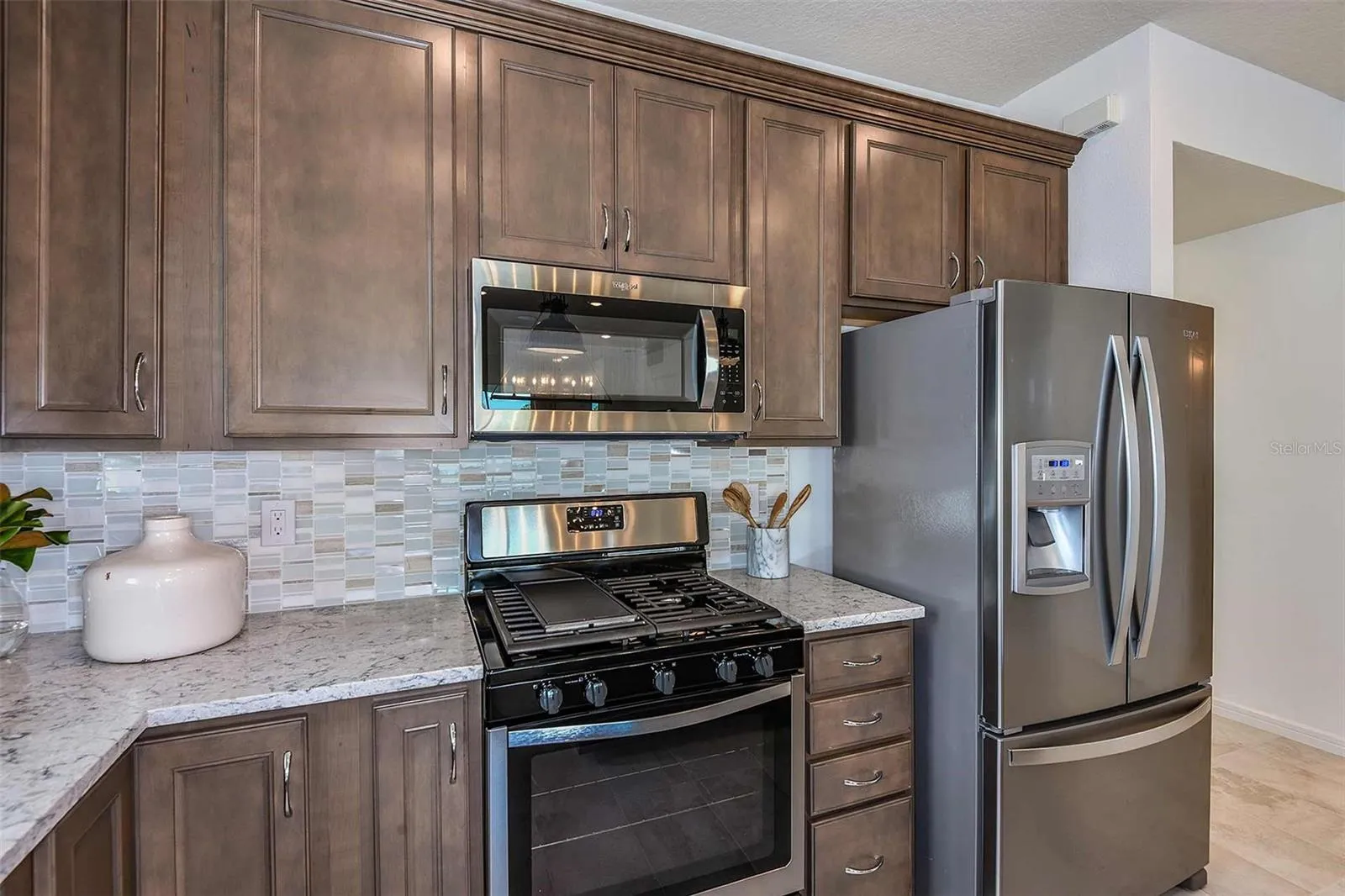 Model Home Design Only. Pictures and furnishings are for illustrative purposes only. Elevations, colors and options may vary. Furniture is for model home staging only