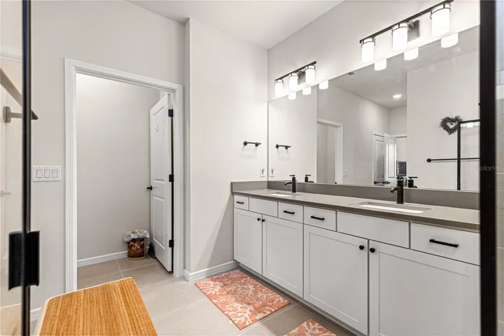 Owners Bath
