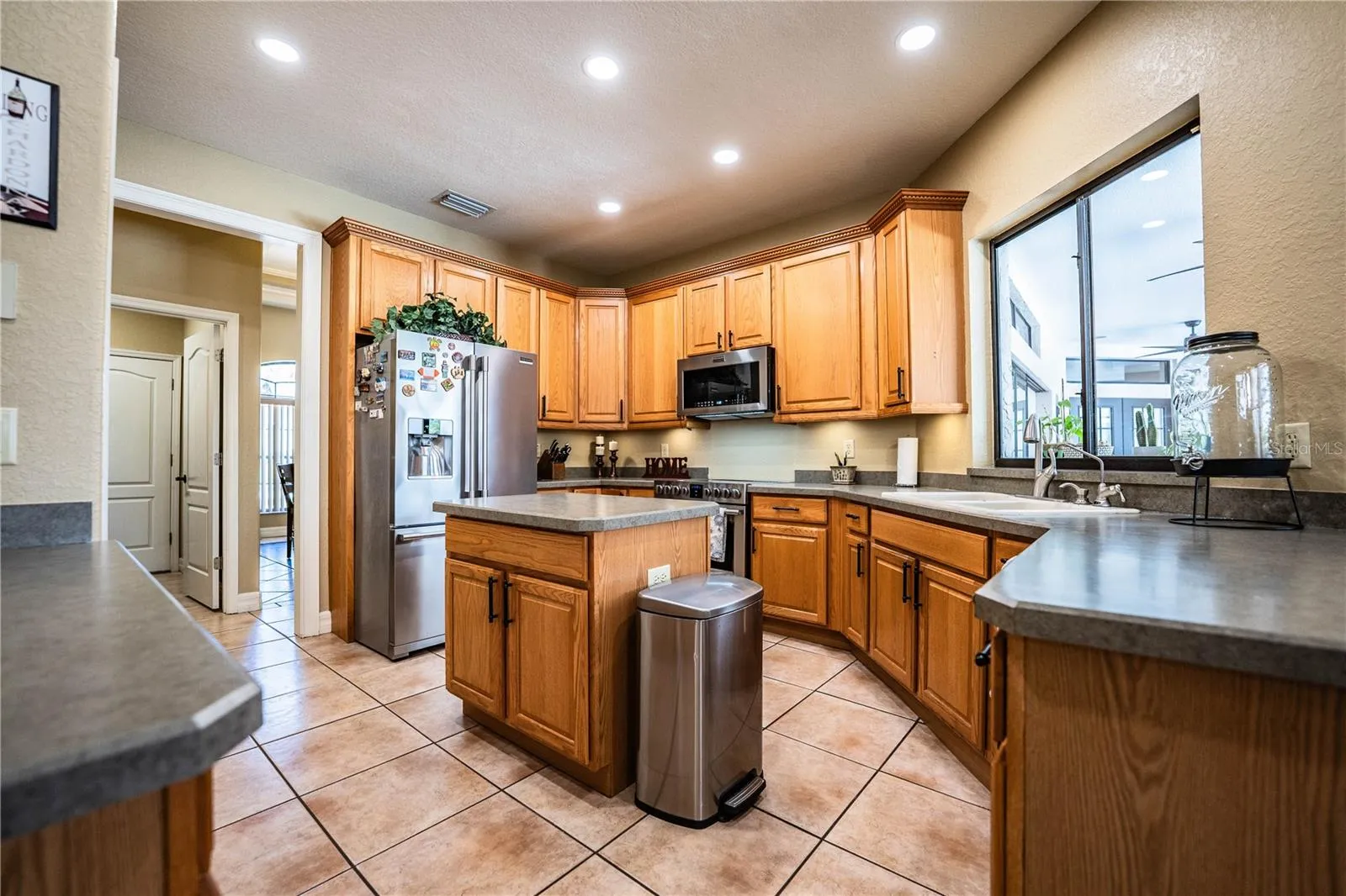 2205 Chesterfield Cir, Lakeland, Florida 33813 — photo 13
