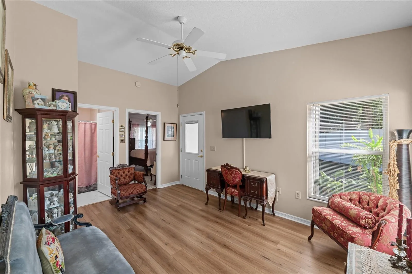 In-Law Living room