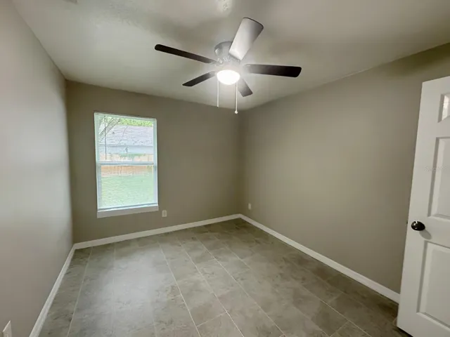 Bedroom 2 Pic 2