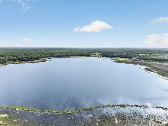 Amazing Lake Views!