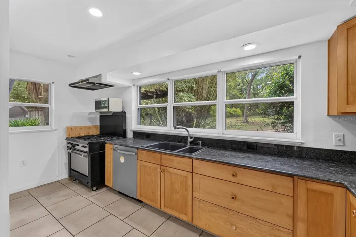 Large Kitchen.
