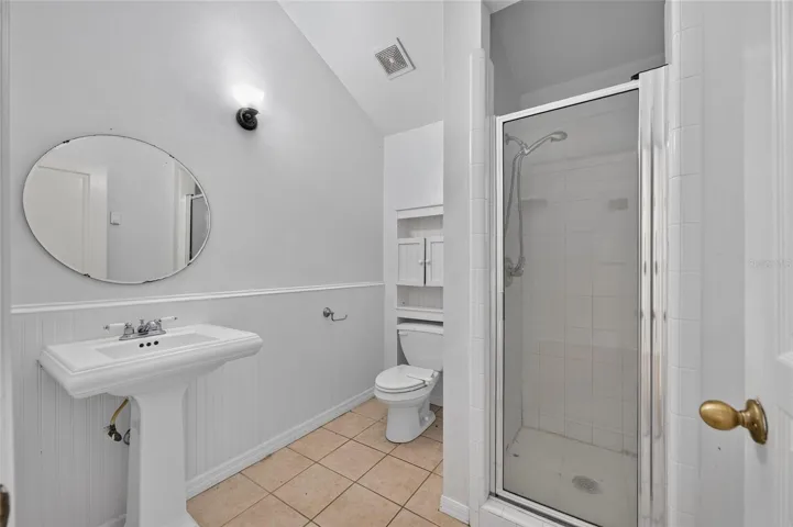Upstairs Bathroom