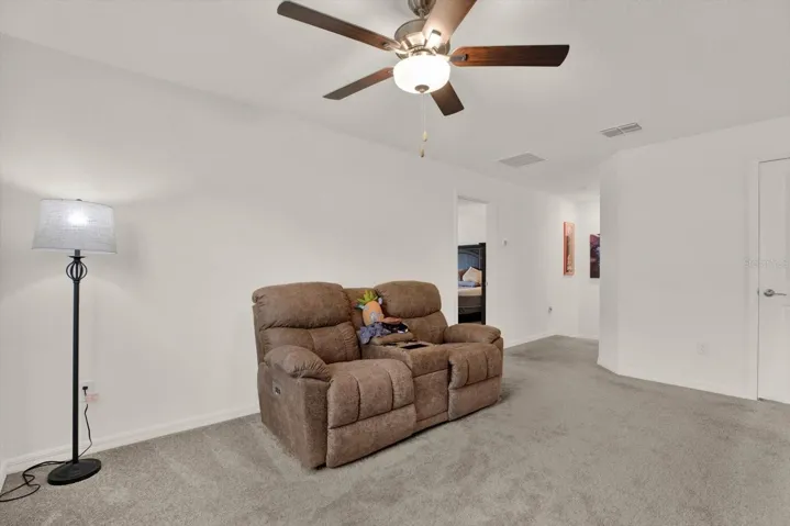 2nd floor loft area