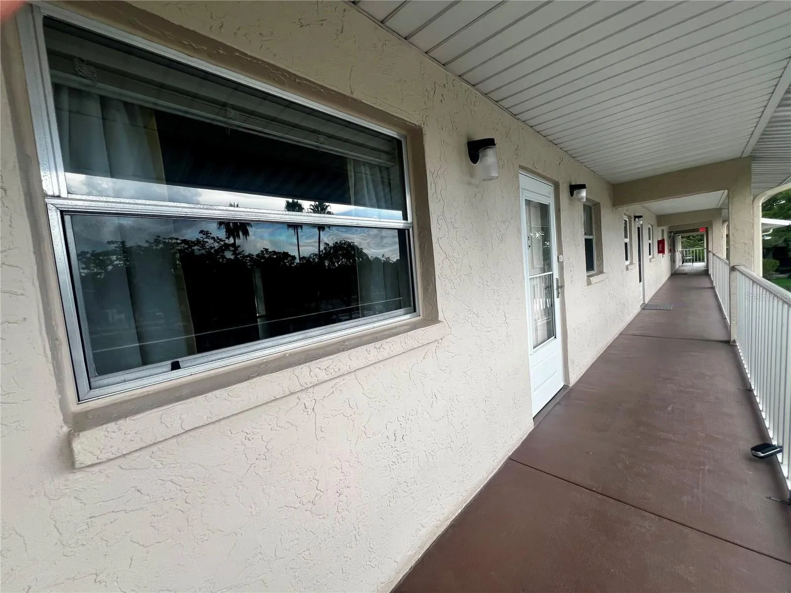 Front Door - Elevator right around corner