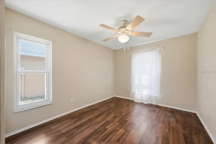 Guest bedroom