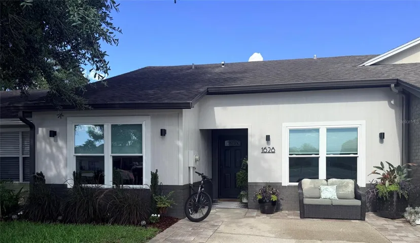 Welcome to 1628 Tropical Court Tavares