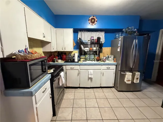 1170