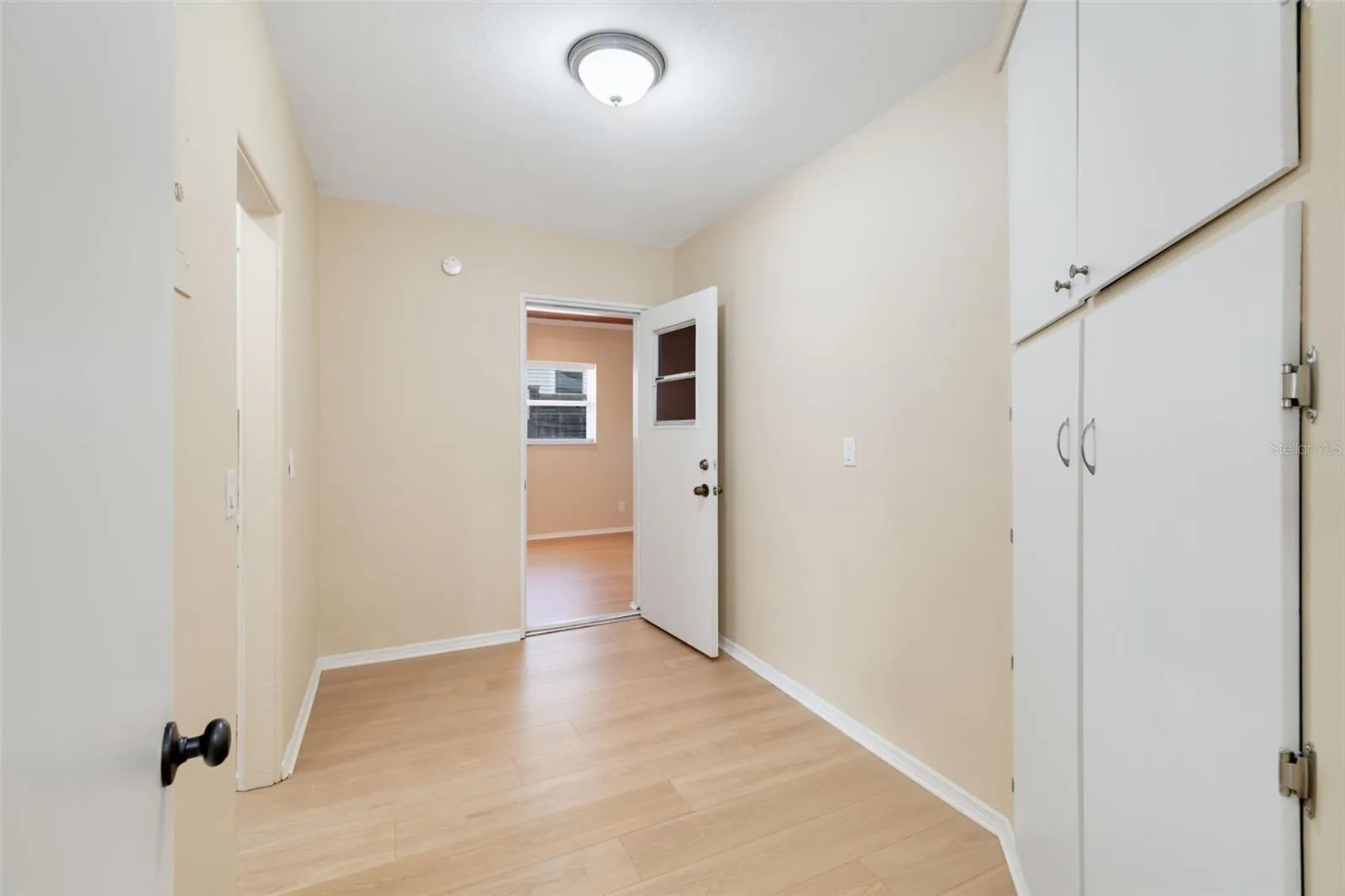 Walk in Pantry