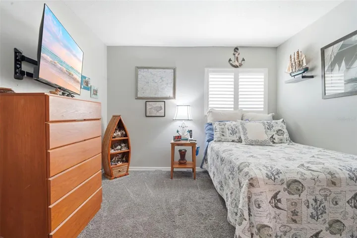 Second bedroom