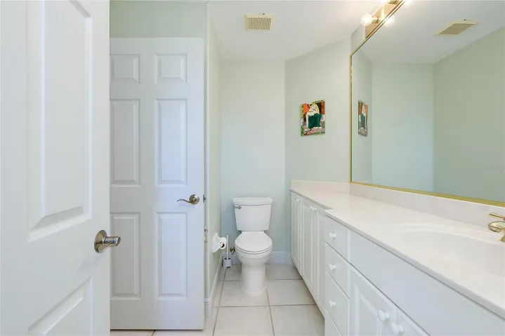 PRIMARY BATH 2 TOILET ROOMS