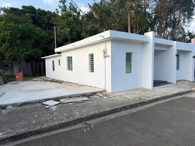 Side exterior view