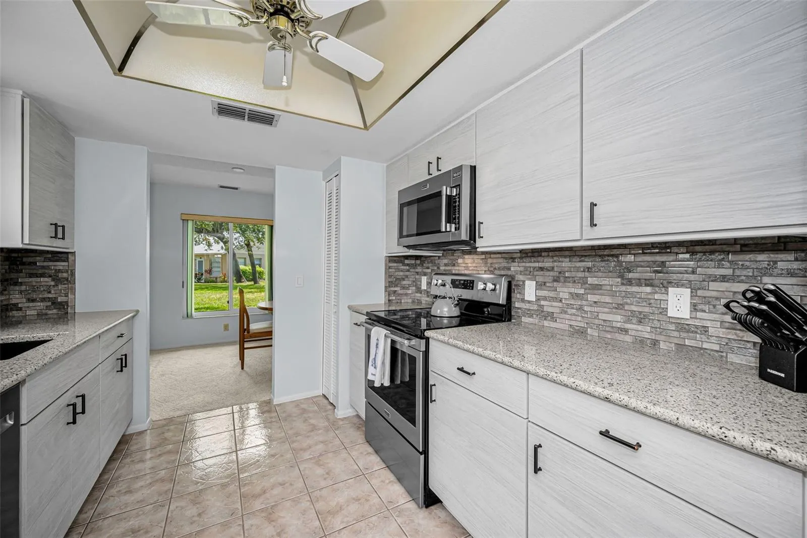 Remodeled Kitchen - Tile Backsplash