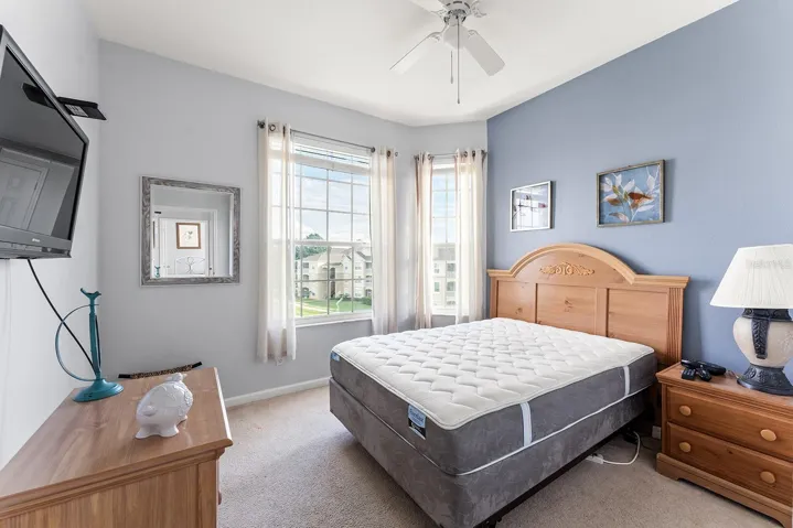 Queen Bedroom