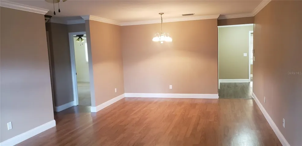 dining room/ Living room