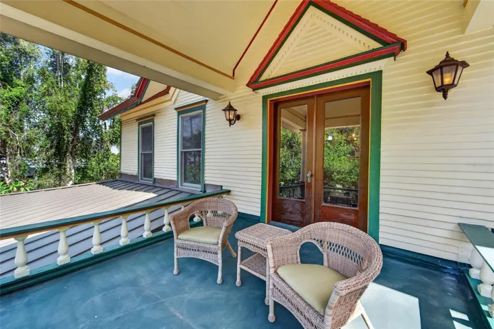 Upstairs Balcony Looking over Front of Home
