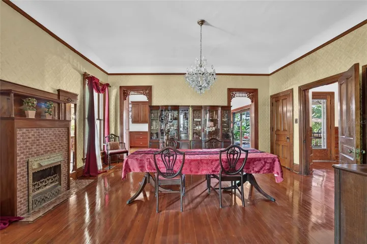 Formal Dinning Room