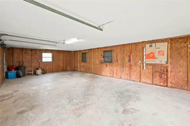 Detached 2 Car Garage (not pictured attached 2 car garage)