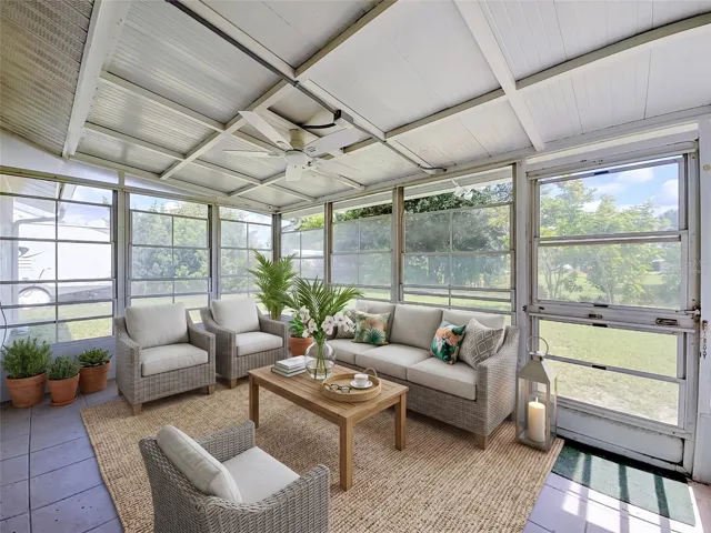 Virtually Staged 3 season lanai