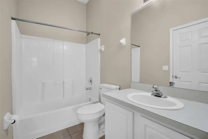 Main bathroom